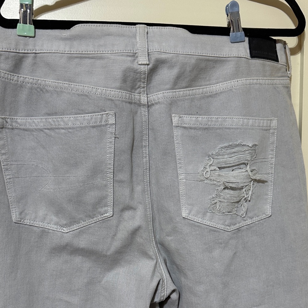 American Eagle Outfitters Light Gray Distressed Boyfriend Jeans - Picture 3 of 5